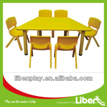 Garderie pour enfants Table en forme de T Tables et chaises pour enfants Série utilisation scolaire LE.ZY.017